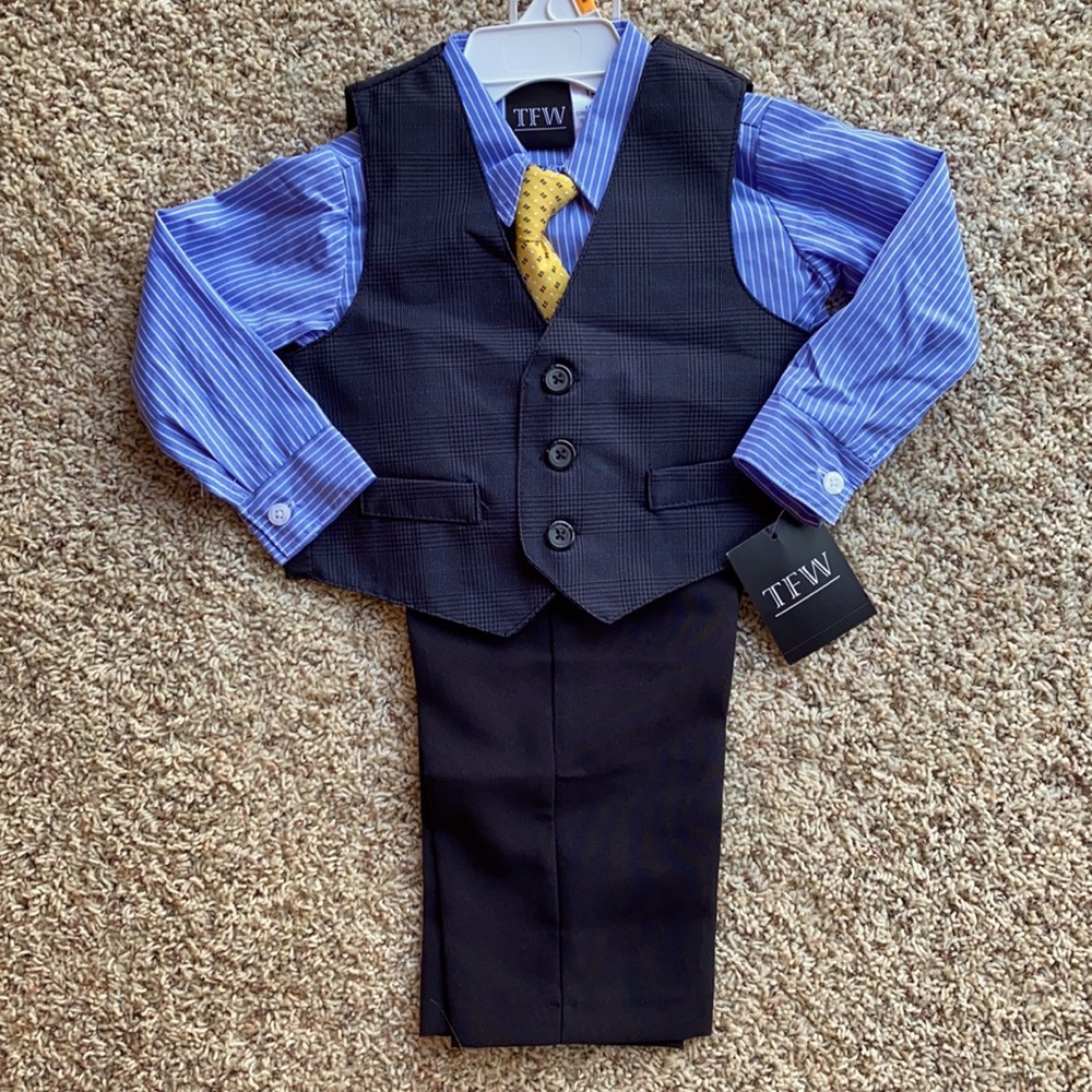 TFW 12month vest suit set